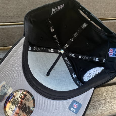 海外限定 Newera ニューエラ NFL 9Forty Aフレーム Raiders オークランド レイダース コーデュロイ キャップ (940-131)