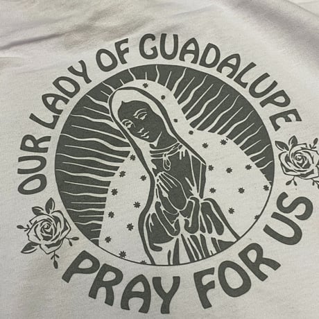 LA発 Our Lady 聖母 アンダーグラウンド グラフィック ヘビーウェイト Tシャツ Pray For Us (GTS41)