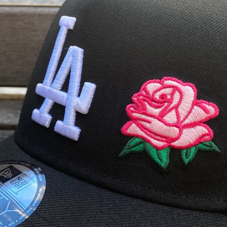 海外限定 Newera ニューエラ 9Forty Aフレーム LA Dodgers ドジャース バラ Rose Crest キャップ (940-122)