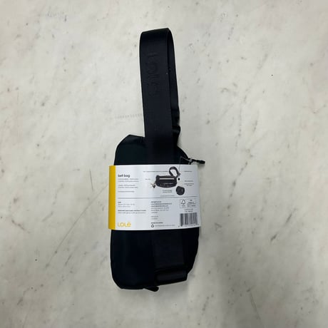 カナダ発 Lolë ロレ Crossbody Belt Bag ユニセックス クロスボディ ベルトバッグ (NKBG23)