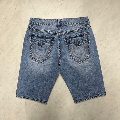 True Religion トゥルーレリジョン Ricky Relaxed Straight デニム ショートパンツ (SJNS41)