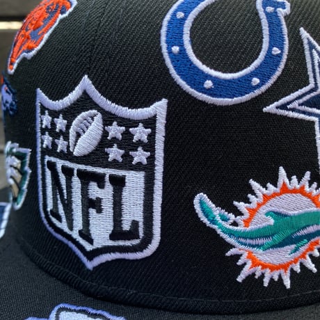 海外仕様 59FIFTY ニューエラ NEWERA 総柄 NFL 限定 Allover Patches キャップ (100-6)
