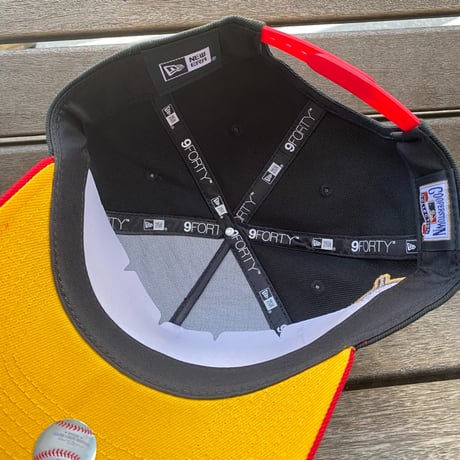 海外限定 Newera ニューエラ 9Forty Aフレーム Reds シンシナティ レッズ 1975 ワールドチャンピオンズ キャップ (940-268)