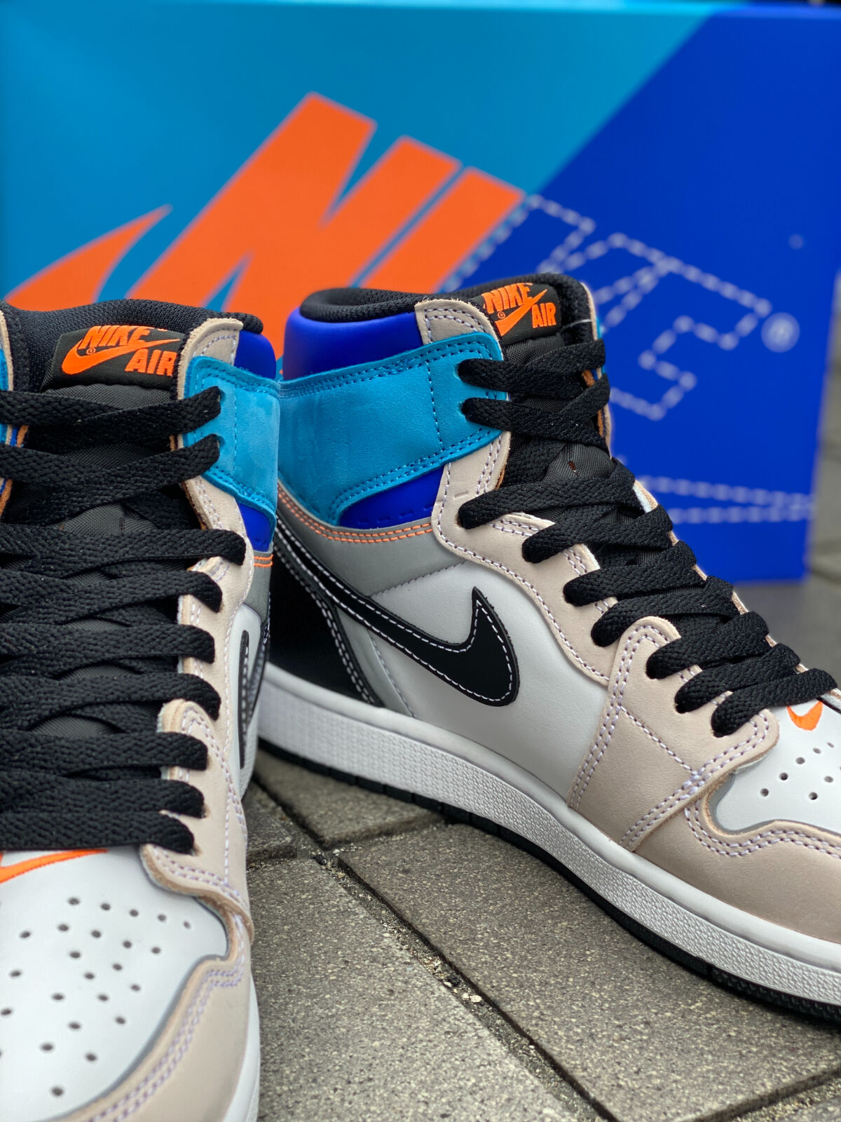 美品　AIR JORDAN 1 RETRO KO HI エアジョーダン ナイキ 国内3月15日発売予定】 ナイキ エア ジョーダン 1 KO ハイ OG