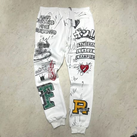 LA発 First Row Allover Doodling Joggers ファーストロー 総柄 ラクガキ ジョガースウェットパンツ (JNS124)