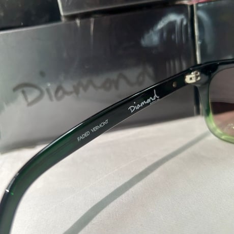 Diamond Supply Co. ダイヤモンドサプライ Vermont サングラス クリスタルグリーン グラデーション (DSCS1)