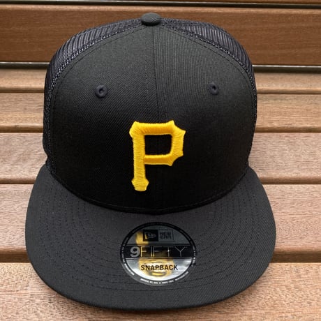 USAモデル 9FIFTY ニューエラ MLB パイレーツ Pirates クラシック トラッカーキャップ