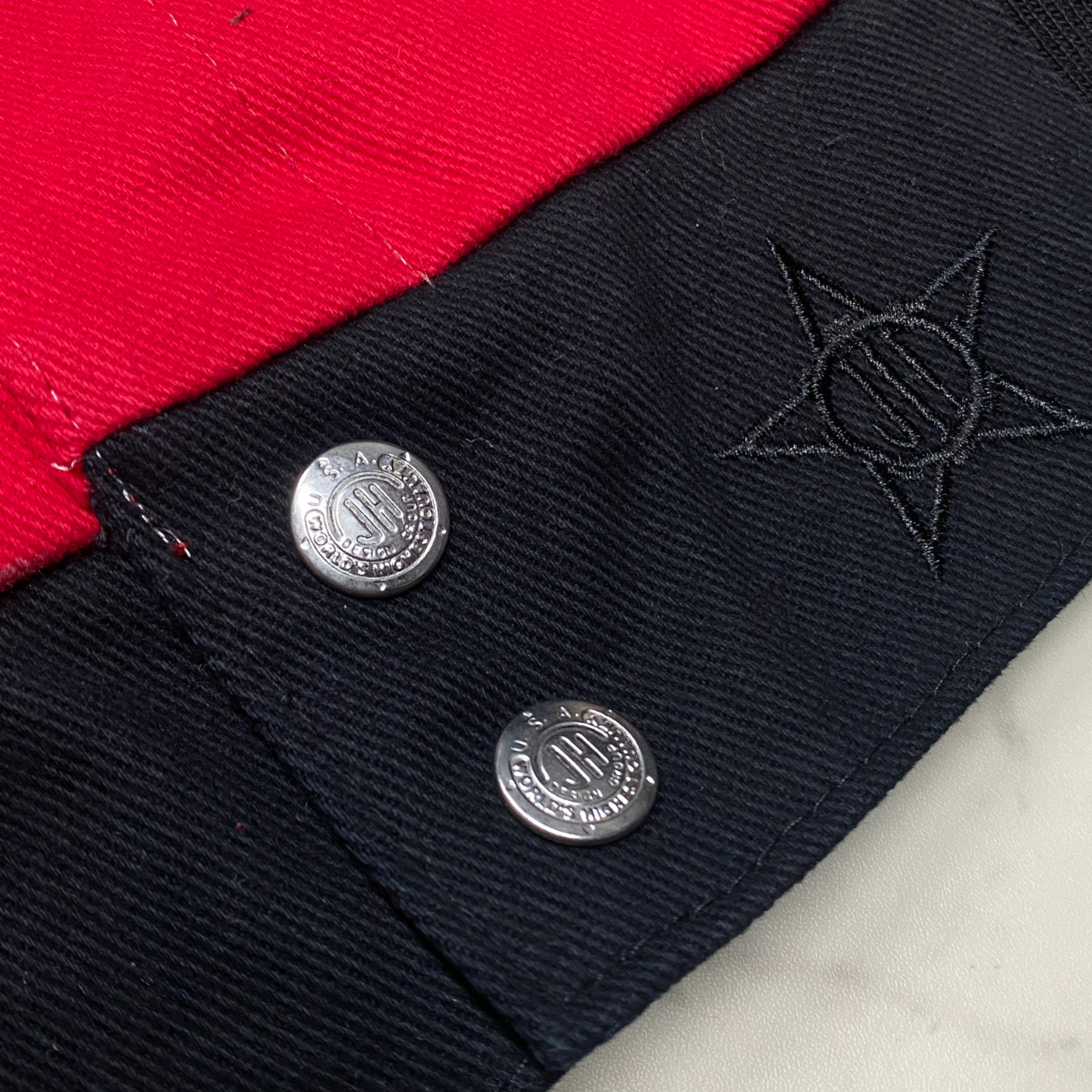 デイル・アーンハート・ジュニア　ナスカー　レーシングジャケット　中綿　刺繍　M 激レア NASCAR レーシングジャケット MD デイル・アーンハートJr