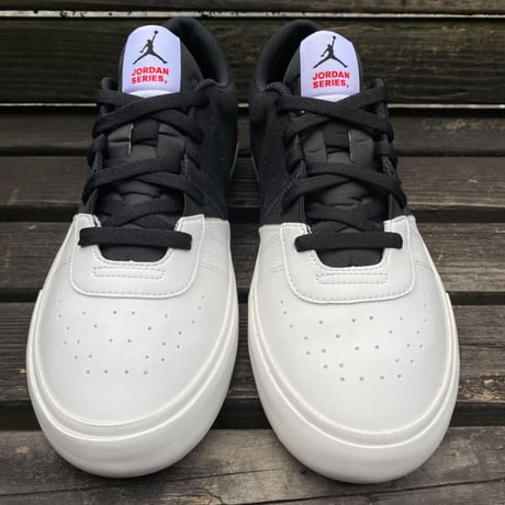 NIKE ナイキ JORDAN SERIES ジョーダンシリーズ SFTF ブラックホワイト ローカット (AJ20)