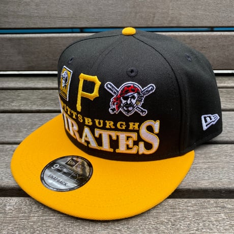 USA限定 9FIFTY ニューエラ MLB ピッツバーグ パイレーツ Pirates スナップバックキャップ ARCHIVE 黒 (950-223)
