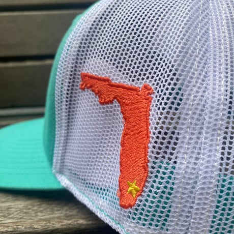 限定ステイトパッチ仕様 Bass Pro Shops バスプロショップス 刺繍ロゴ MIAMI, FL メッシュキャップ (Bps45)