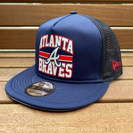 海外限定 ニューエラ LogoTrucker 9Fifty ブレーブス Braves トラッカーキャップ MLB