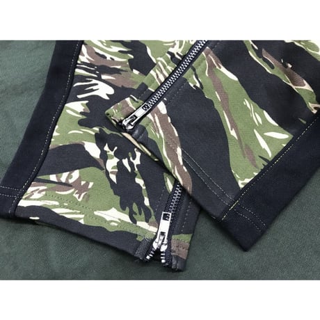 USA限定 ブラックピラミッド BLACK PYRAMID スウェット 上下 セットアップ 迷彩トラックスーツ (SET46)