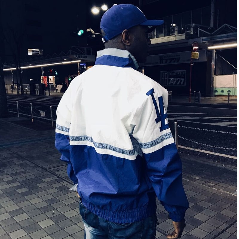 Dodgers ナイロンプルオーバー LA