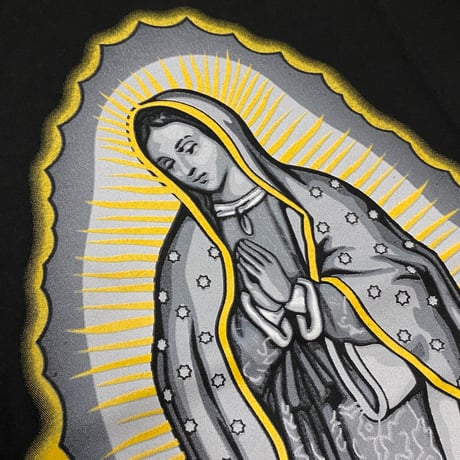 LA発 Our Lady 聖母 アンダーグラウンド グラフィック ヘビーウェイト Tシャツ Pray For Us (GTS40)