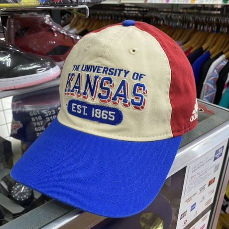 Collegiate カンザス大学 カンザス KU ジェイホークス トリコロール ストラップバックキャップ