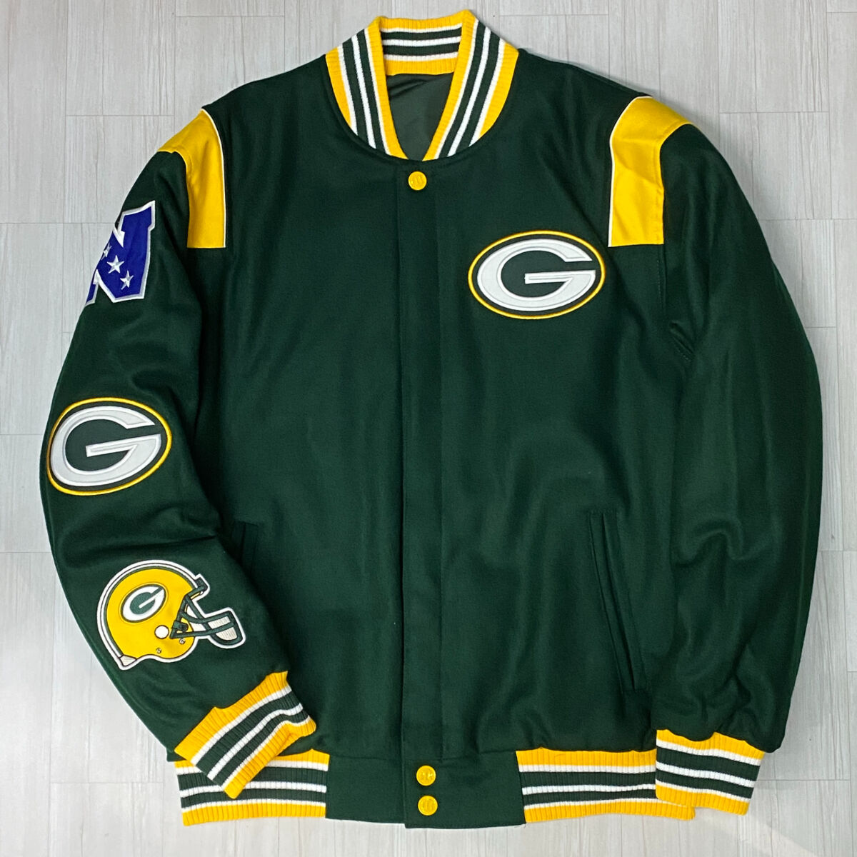 グリーンベイ　パッカーズ　ナイロンプルオーバーGreen Bay Packers80s