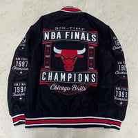 海外限定 NBA JHデザイン CHI Bulls シカゴ ブルズ ファイナルチャンピオン リバーシブル スタジャン (JH-39)