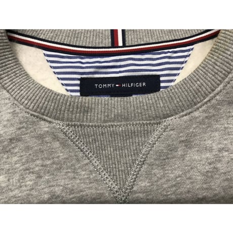 海外限定 TOMMY HILFIGER トミーヒルフィガー 肉厚 クルーネック トレーナー ビッグフラッグ グレー