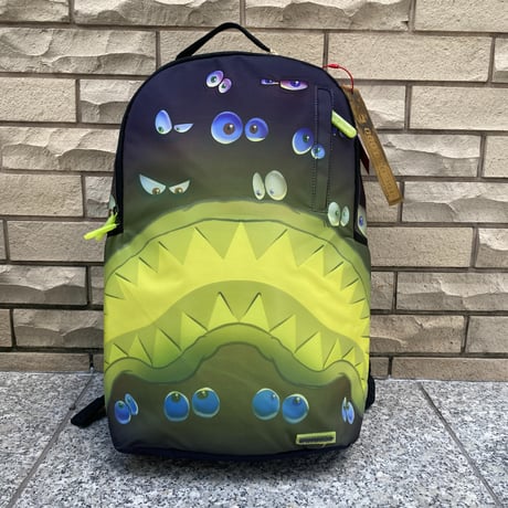 米国仕様 SPRAYGROUND 暗闇で光る グローインザダーク EYES ALL A GLOW バックパック (BKPK46)
