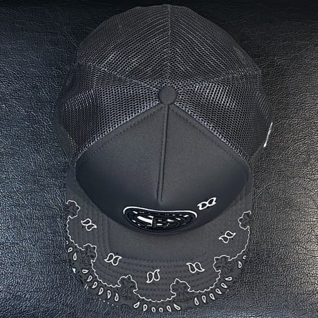 USAモデル Newera ニューエラ 9Forty トラッカーキャップ NBA ブルックリン ネッツ ペイズリー柄