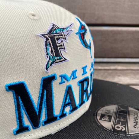 USA限定 9FIFTY ニューエラ MLB マイアミ マーリンズ Marlins スナップバックキャップ ARCHIVE (950-239)