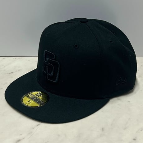 USA仕様 59FIFTY ニューエラ Newera サンディエゴ パドレス SD Padres スーパーブラック キャップ BOB (23-18)