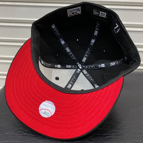 59FIFTY ニューエラ Newera USA 限定モデル LA ANGELS エンゼルス  AMAZING BLACK