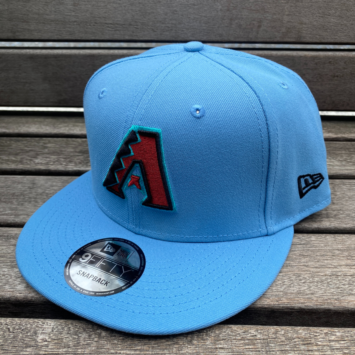 美品】NEW ERA ニューエラ MLB ダイヤモンドバックス スタジャン 2025