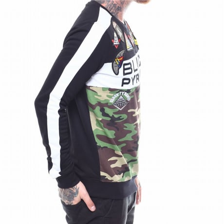 日本未入荷 BLACK PYRAMID ブラックピラミッド Military スウェット トレーナー 迷彩 カモフラージュ ミリタリー パッチ付