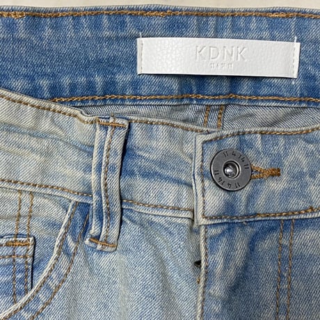 海外限定 KDNK ディーケーエヌケー Stacked Skinny Flare スタックド スキニーフレア ジーンス (JNS53)