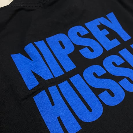 LA発 Nipsey Hussle 二プシーハッスル グラフィック 半袖 Tシャツ Cover (GTS54)