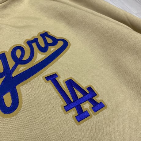 米国老舗ブランド Antigua ロサンゼルス ドジャース MLB ベージュ VICTORY HOODIE