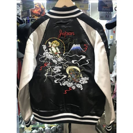 リバーシブル  横須賀発祥 スカジャン 横須賀ジャンパー SUKAJAN 刺繍 RAIJIN 風神雷神 黒