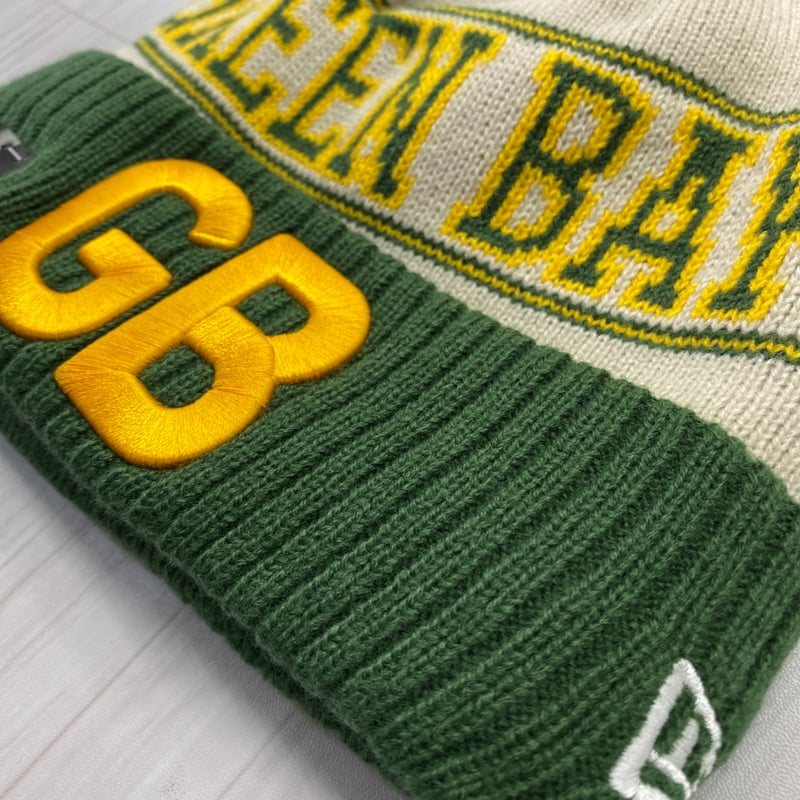 グリーンベイ・パッカーズ　NEW ERA　ニット帽　ポンポン グリーンベイ・パッカーズ NEW ERA ニット帽 ビーニー