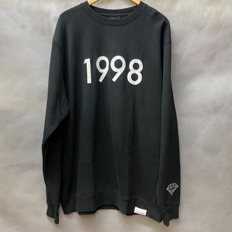 Diamond Supply ダイヤモンドサプライ Print 1998 クルーネック スウェット トレーナー ピスタグ付き 黒