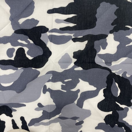 アーバンカモ バンダナ Urban Camo Bandana 大判サイズ 総柄 グレー系 (BNDN86)