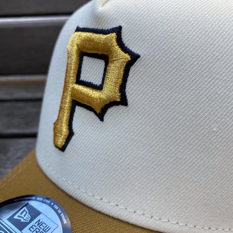 海外限定 Newera ニューエラ 9Forty Aフレーム Pirates ピッツバーグ パイレーツ 1970-2000 キャップ (940-161)