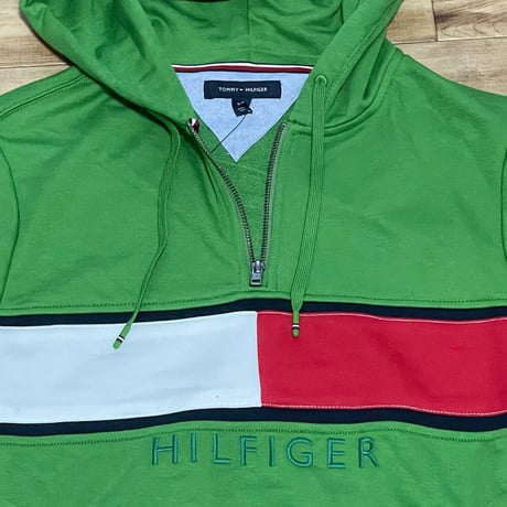 TOMMY HILFIGER USA トミーヒルフィガー HALF ZIP プルオーバーパーカー  AppleGreen