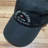 トミーヒルフィガー TOMMY HILFIGER USA ストラップバックキャップ 黒 MCMLXXXV (12)