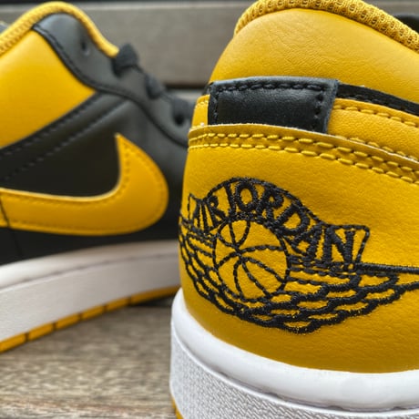 NIKE ナイキ Air Jordan1 Low エアジョーダン1 ローカット 黒 黄 イエローオークル (AJ120)