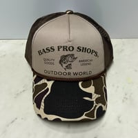 米国アウトドアブランド Bass Pro Shops バスプロショップス Outdoor World 迷彩トラッカー キャップ (Bps68)