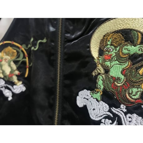 リバーシブル  横須賀発祥 スカジャン 横須賀ジャンパー SUKAJAN 刺繍 RAIJIN 風神雷神 黒