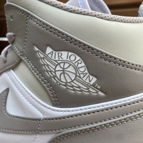 洗礼された配色！ NIKE ナイキ AIR JORDAN1 エアジョーダン1 MID C.GREY (AJ28)