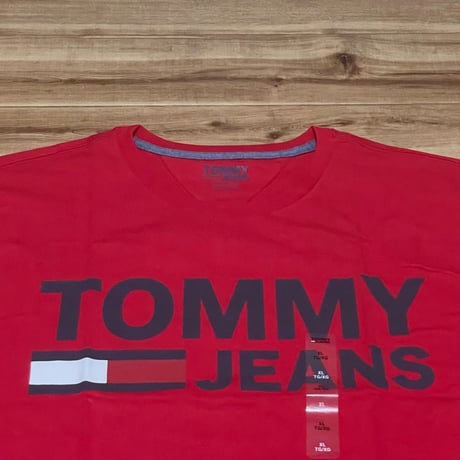 TOMMY JEANS トミージーンズ  半袖 Tシャツ 赤 Lock Upロゴ レギュラーフィット