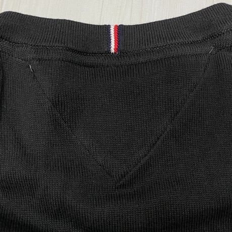 USAモデル TOMMY HILFIGER 綿100％ ストライプ クルーネック セーター 黒/グレー (R4F-34)