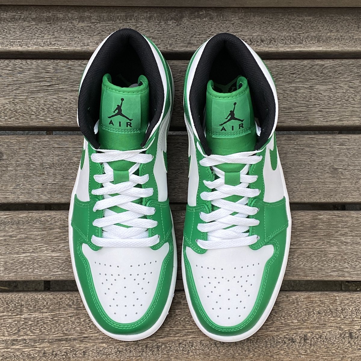 NIKE ナイキ AIR JORDAN1 MID エアジョーダン1 ミッドカット