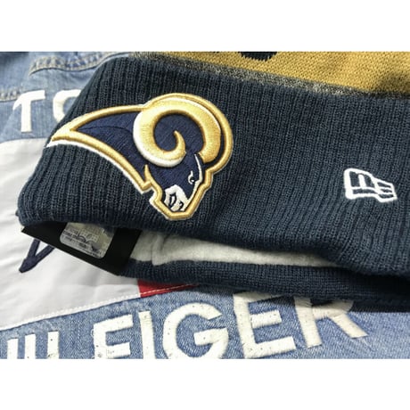 NEWERA ニューエラ LA ロサンゼルス Rams ラムズ NFL 公式 ニット帽 ポンポン