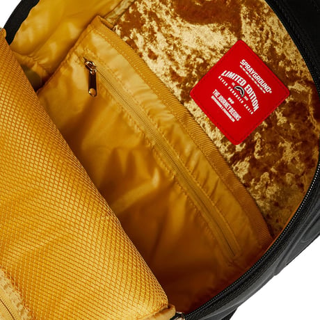 米国仕様 SPRAYGROUND スプレイグラウンド DLXV メタルタグ付き ビーガンレザー バックパック (BKPK61)