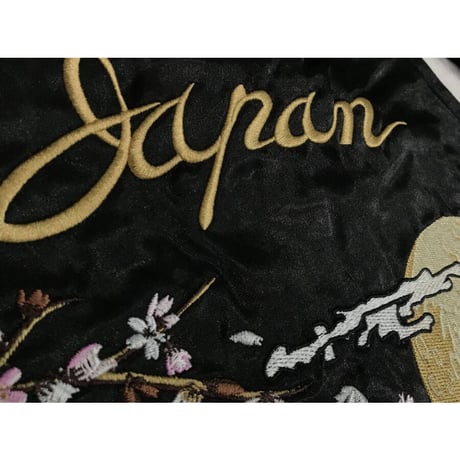 豪華!! 【総刺繍】横須賀発祥 スカジャン SUKAJAN スヌーピー Snoopy 正規品 ピーナッツ Peanuts 侍 ウッドストック 黒 サテン地